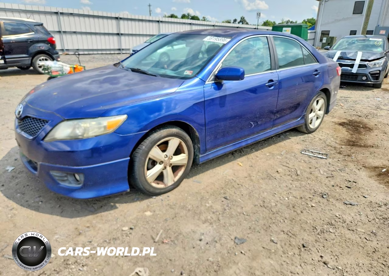 2011 Toyota Camry Se – zdjęcie 1 z 12