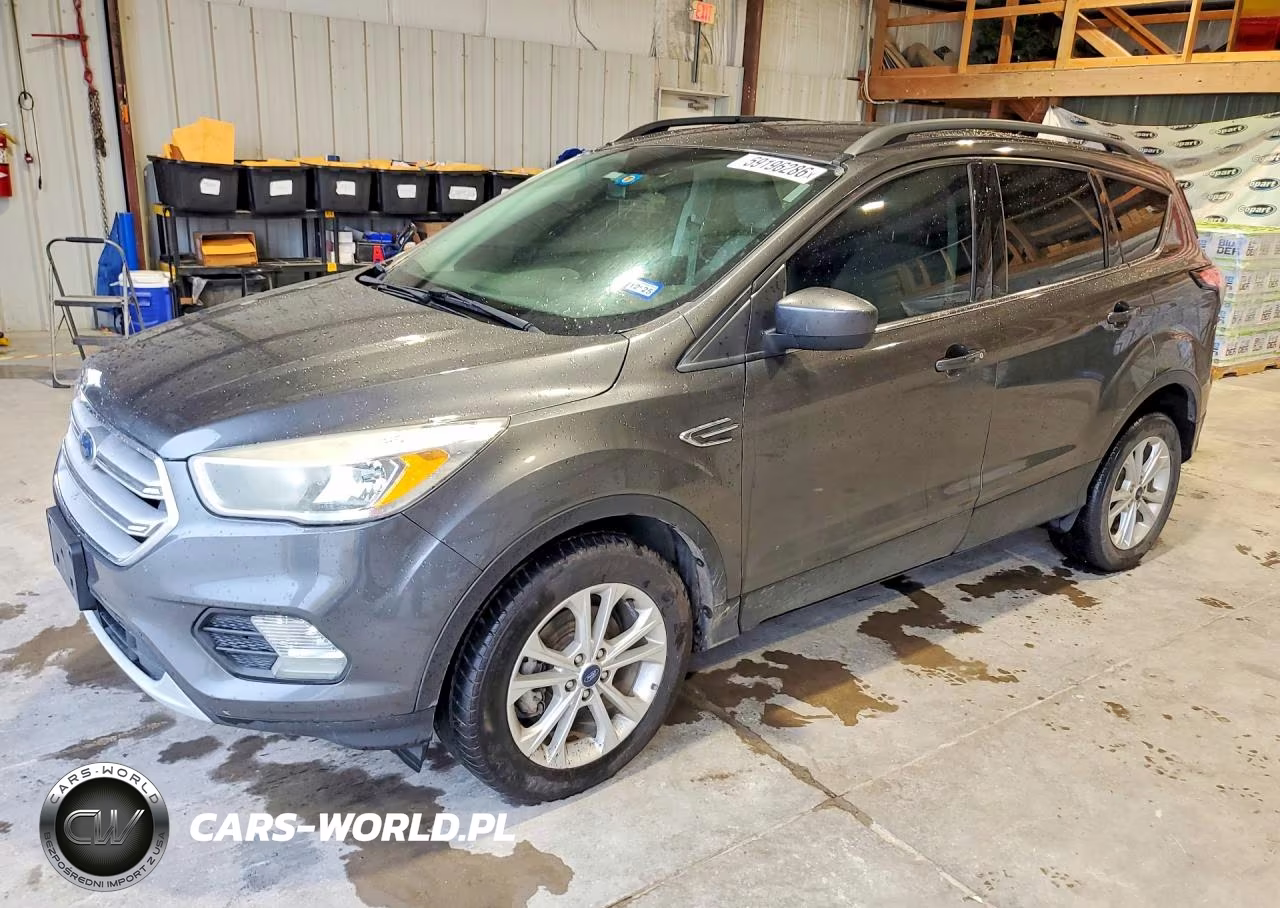 2018 FORD ESCAPE SE
