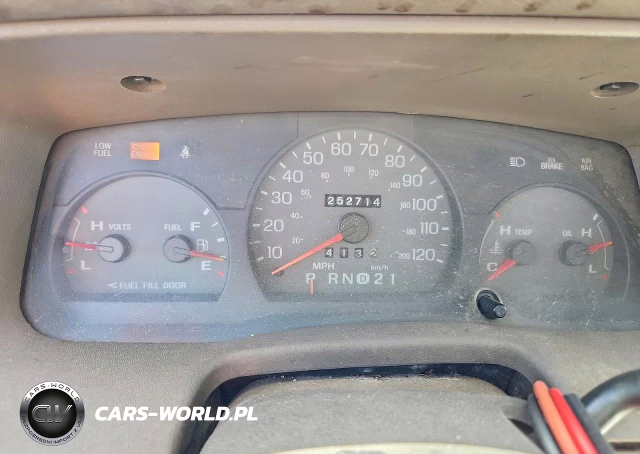 2000 Mercury Grand Marquis Gs VIN:2MEFM74W5YX616939 - 9