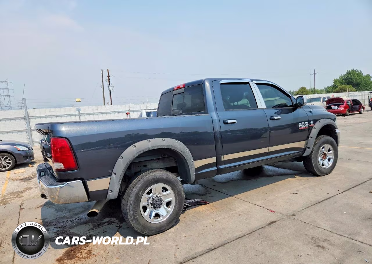 2015 Ram 2500 Slt VIN:3C6UR5DL2FG556900 - 3
