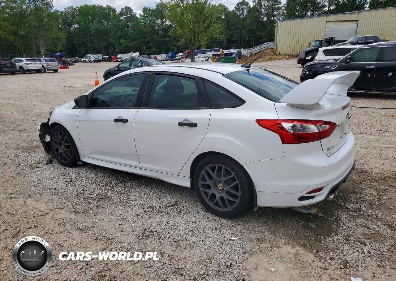 2013 Ford Focus S VIN:1FADP3E23DL379594 - 2