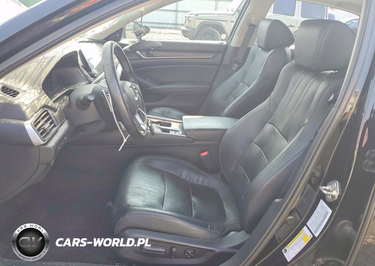 2018 Honda Accord Touring VIN:1HGCV2F9XJA040308 - 7