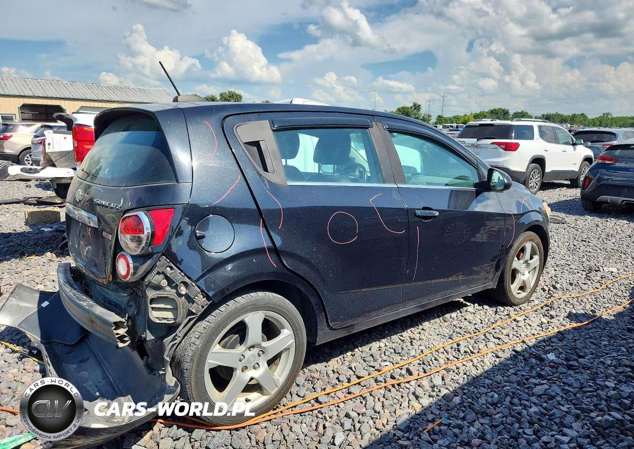 2015 Chevrolet Sonic Ltz VIN:1G1JE6SB0F4116154 - 3
