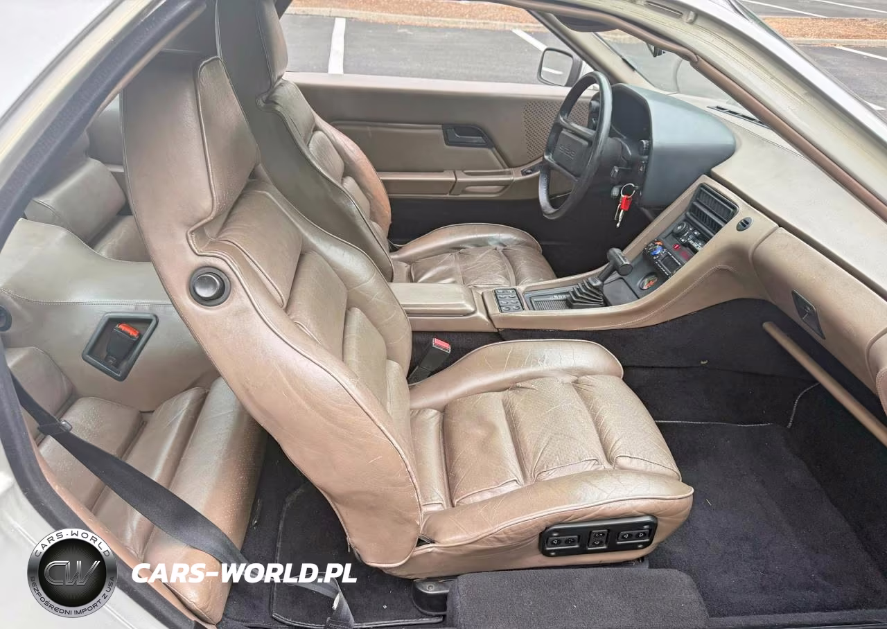 1982 Porsche 928 VIN:WP0JA092XCS820309 - 5