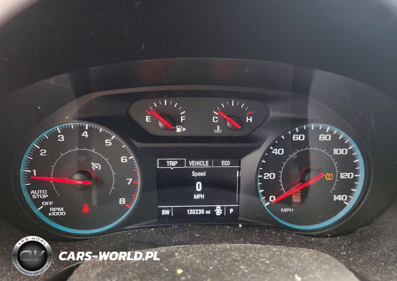 2018 Chevrolet Malibu Ls VIN:1G1ZB5ST7JF255094 - 9