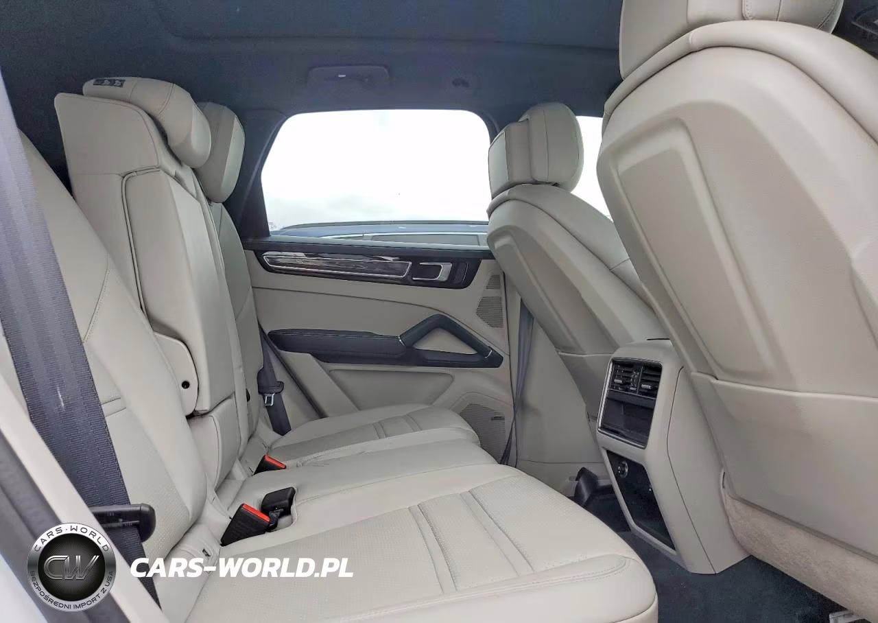 2022 Porsche Cayenne VIN:WP1AA2AYXNDA01494 - 11