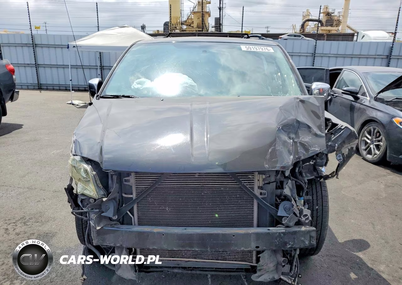 2012 Chrysler Town & Country Limited VIN:2C4RC1GG6CR133248 - 5