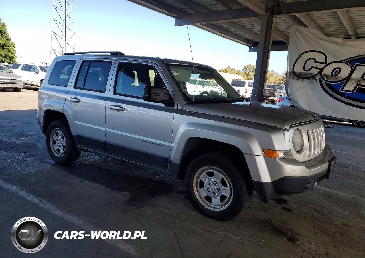 2014 Jeep Patriot Sport VIN:1C4NJRBB8ED511462 - 4