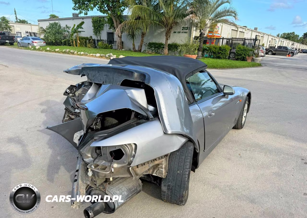 2003 Honda S2000 VIN:JHMAP11483T007206 - 3
