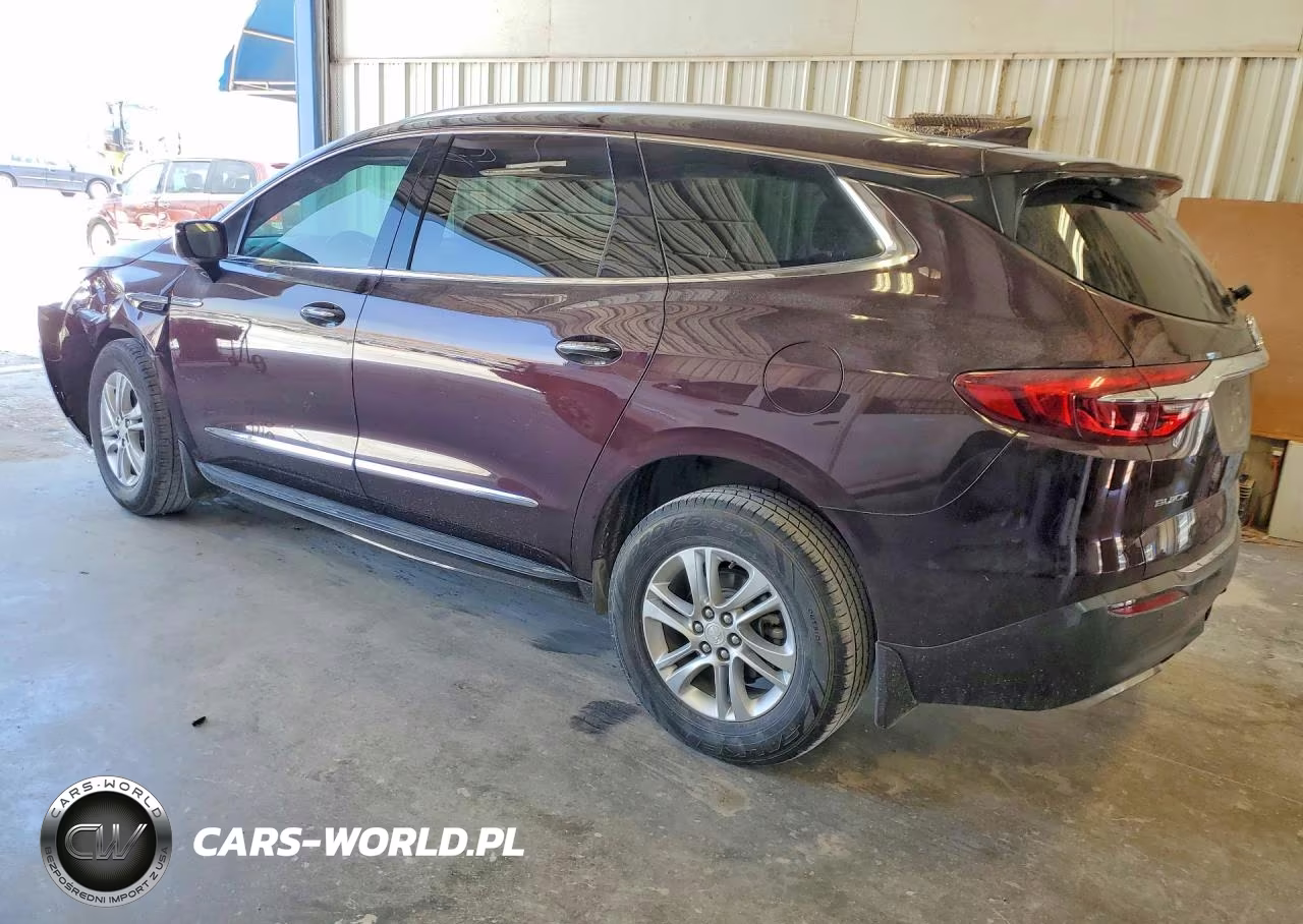 2018 Buick Enclave Essence VIN:5GAERBKW8JJ163677 - 2