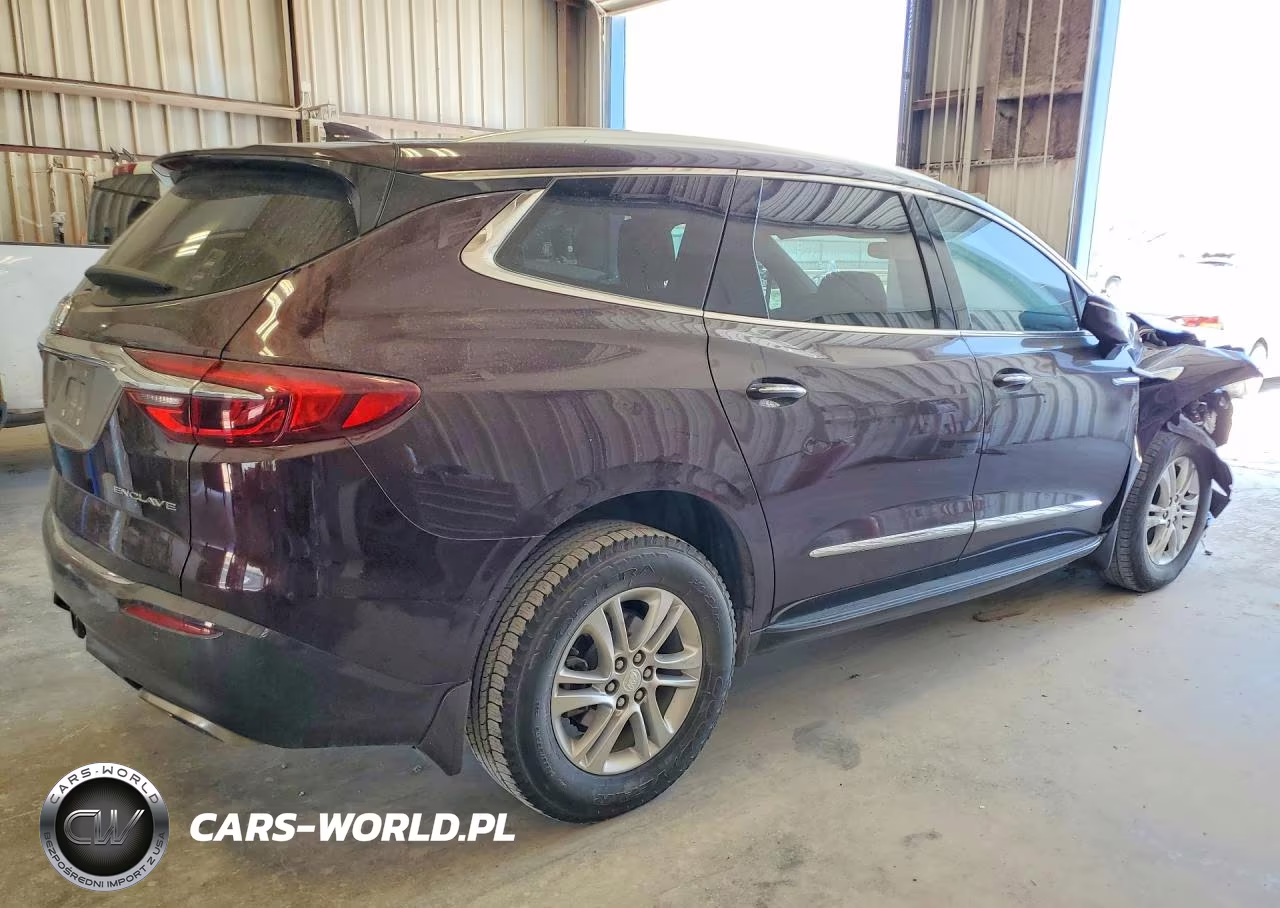 2018 Buick Enclave Essence VIN:5GAERBKW8JJ163677 - 3