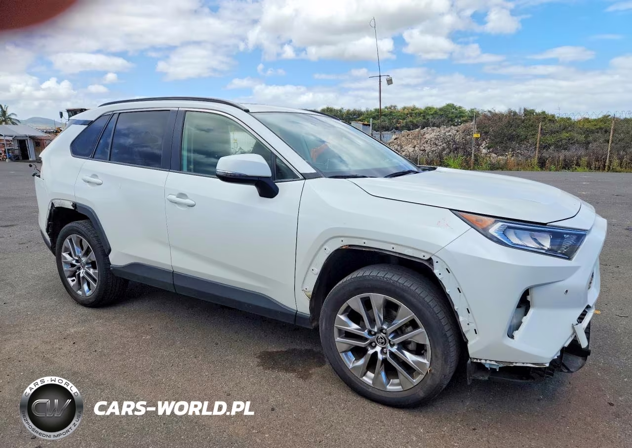 2021 Toyota Rav4 Xle Premium VIN:JTMC1RFV3MD072097 - 4