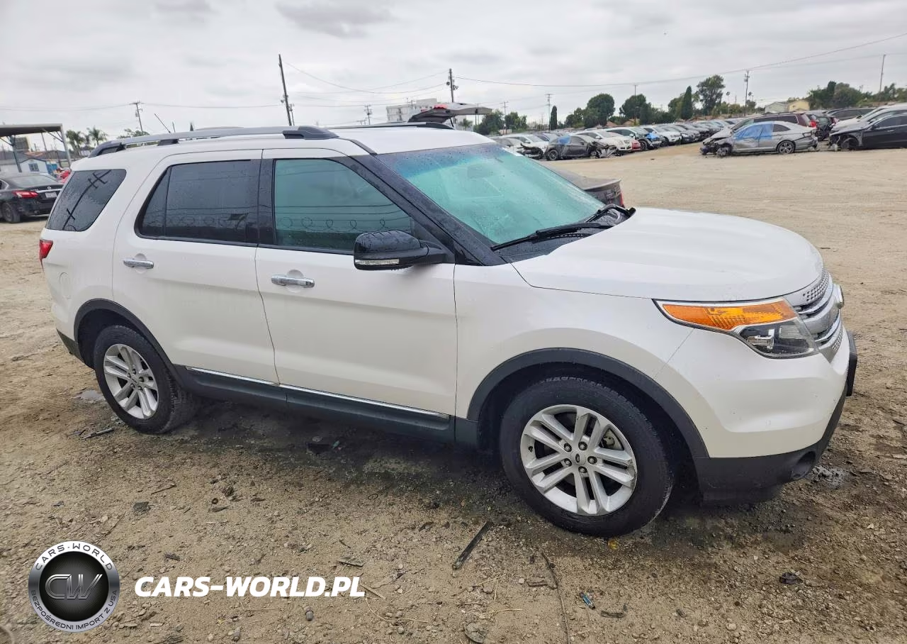 2014 Ford Explorer Xlt VIN:1FM5K7D88EGB24892 - 4