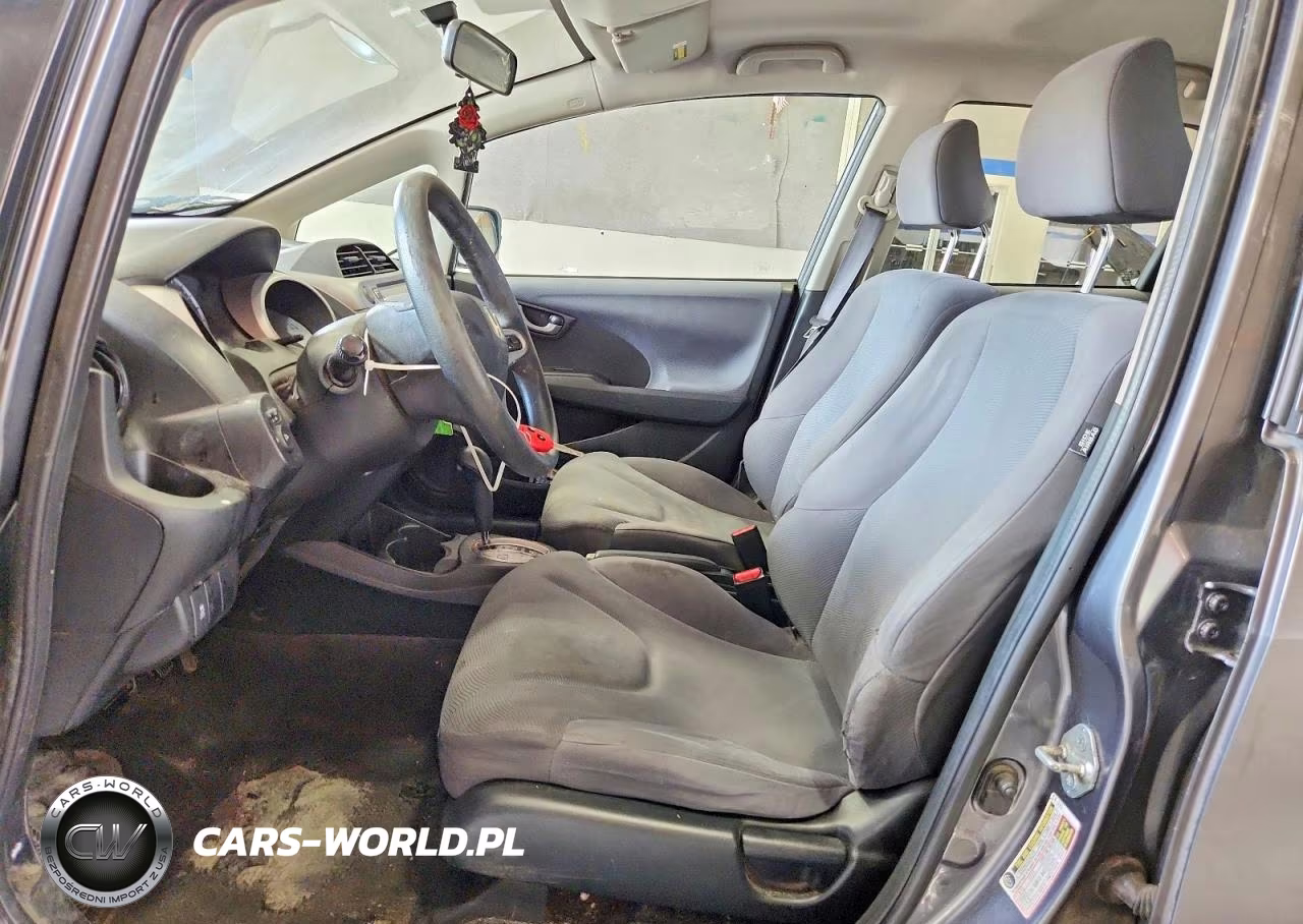 2012 Honda Fit VIN:JHMGE8H35CC039763 - 7