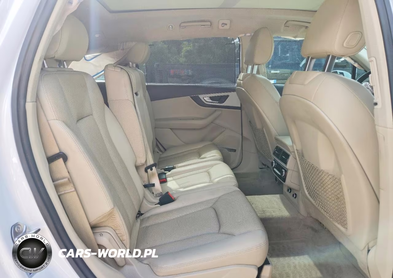 2019 Audi Q7 Premium Plus VIN:WA1LHAF78KD034337 - 11