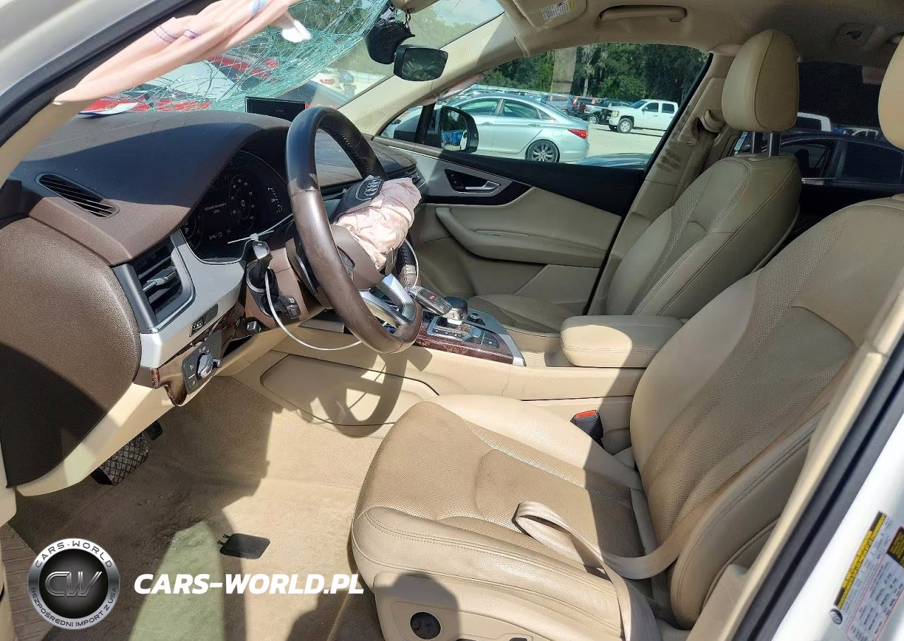 2019 Audi Q7 Premium Plus VIN:WA1LHAF78KD034337 - 7