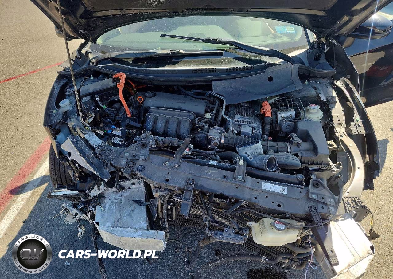 2018 Honda Clarity Touring VIN:JHMZC5F35JC019171 - 11