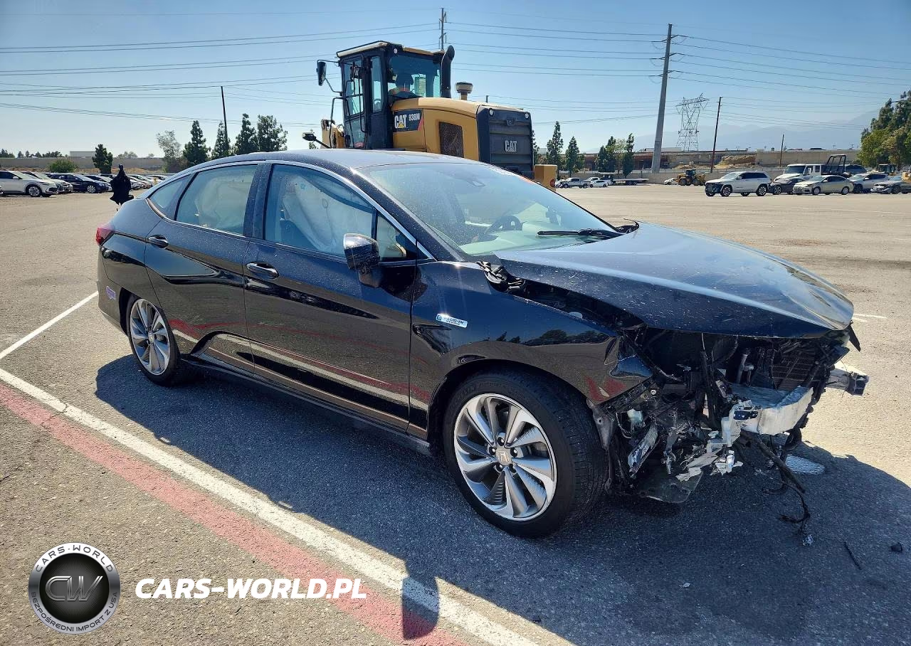 2018 Honda Clarity Touring VIN:JHMZC5F35JC019171 - 4