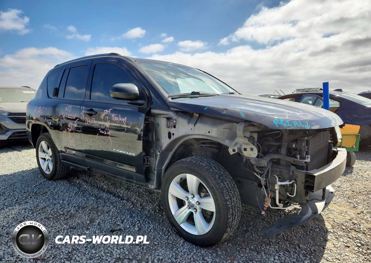 2013 Jeep Compass Sport VIN:1C4NJCBB8DD205504 - 4