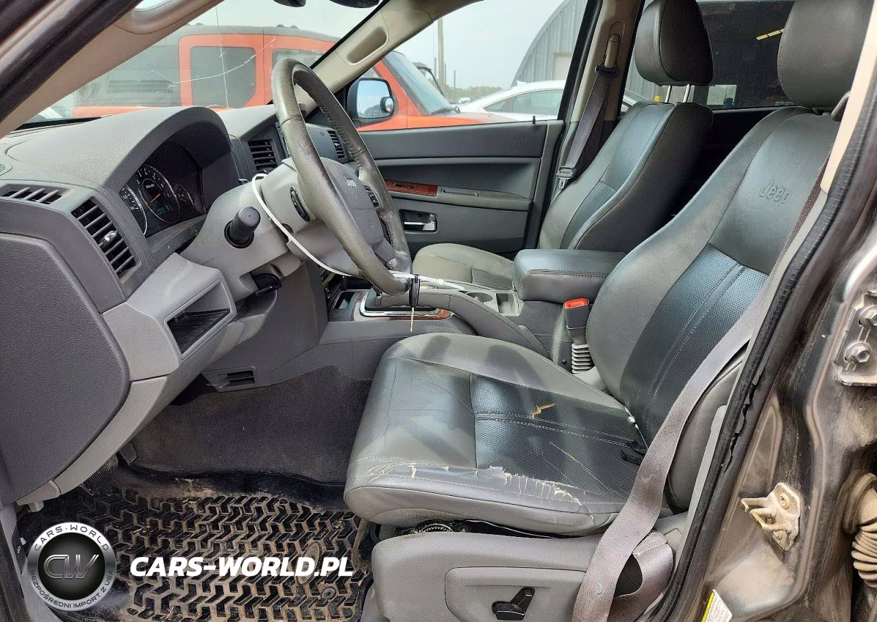 2007 Jeep Grand Cherokee Limited VIN:1J8HR58267C580013 - 7