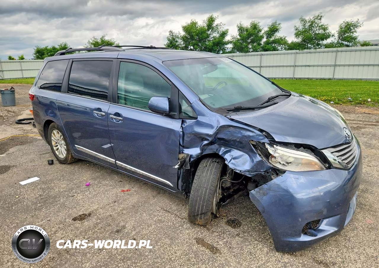 2017 Toyota Sienna Xle Premium 8-Passenger VIN:5TDYZ3DC8HS882414 - 4