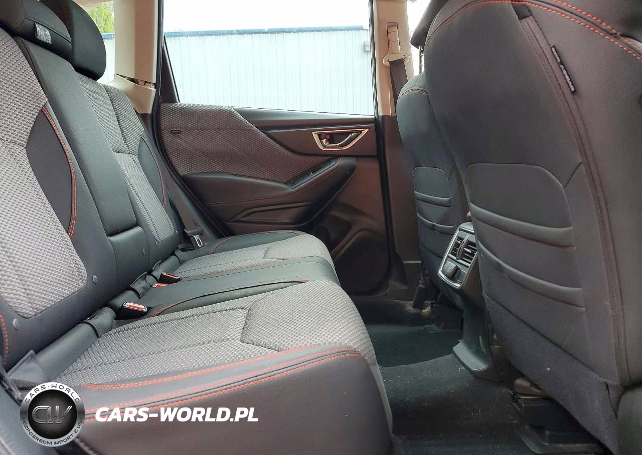 2021 Subaru Forester Sport VIN:JF2SKARC9MH560159 - 10