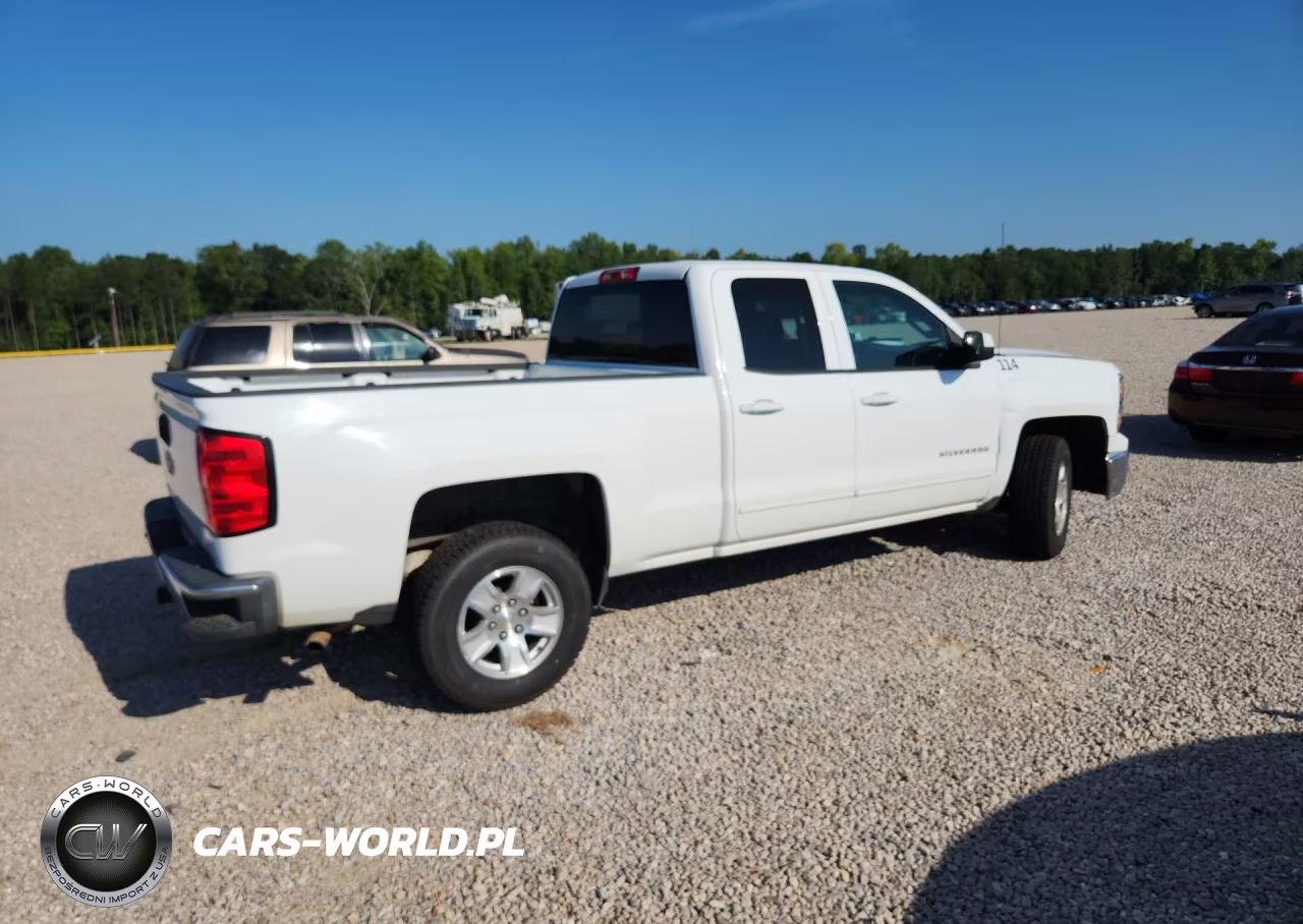 2015 Chevrolet 1500 Picku VIN:1GCRCREC2FZ349879 - 3