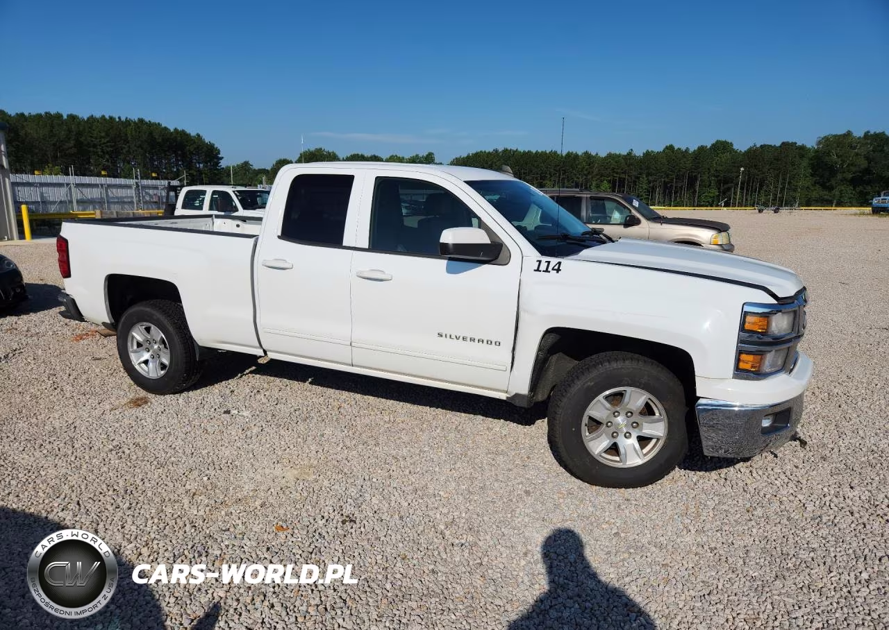 2015 Chevrolet 1500 Picku VIN:1GCRCREC2FZ349879 - 4