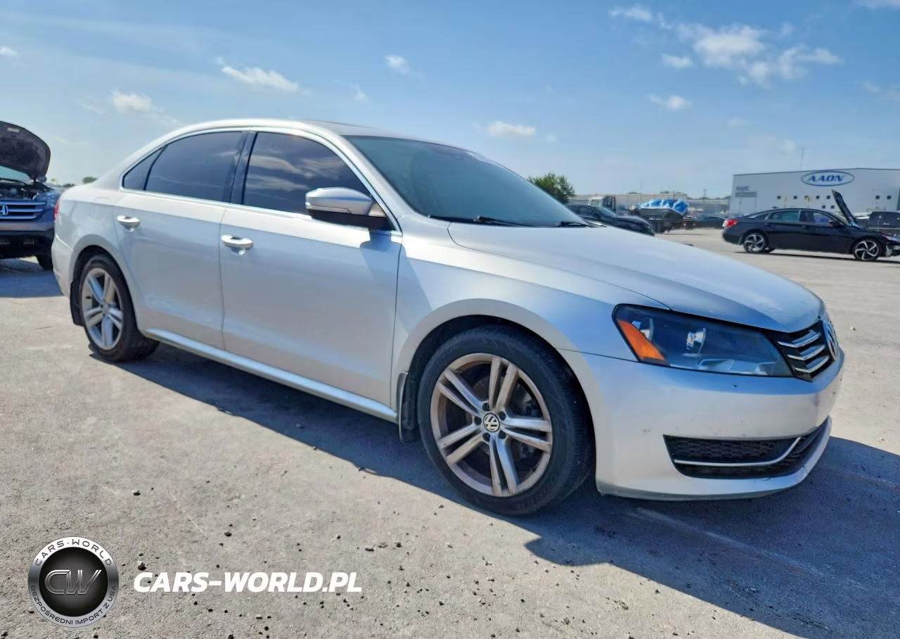 2014 Volkswagen Passat Se VIN:1VWBS7A31EC108750 - 3