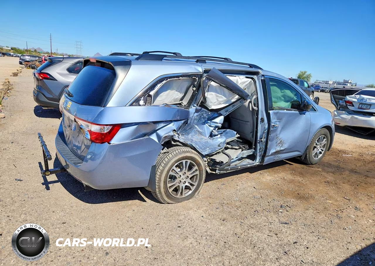 2011 Honda Odyssey Exl VIN:5FNRL5H61BB060734 - 3