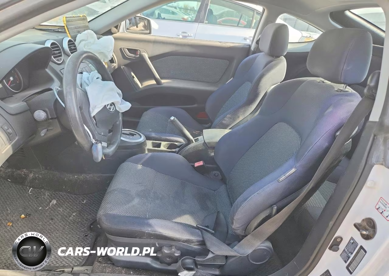 2005 Hyundai Tiburon VIN:KMHHM65D35U169091 - 7