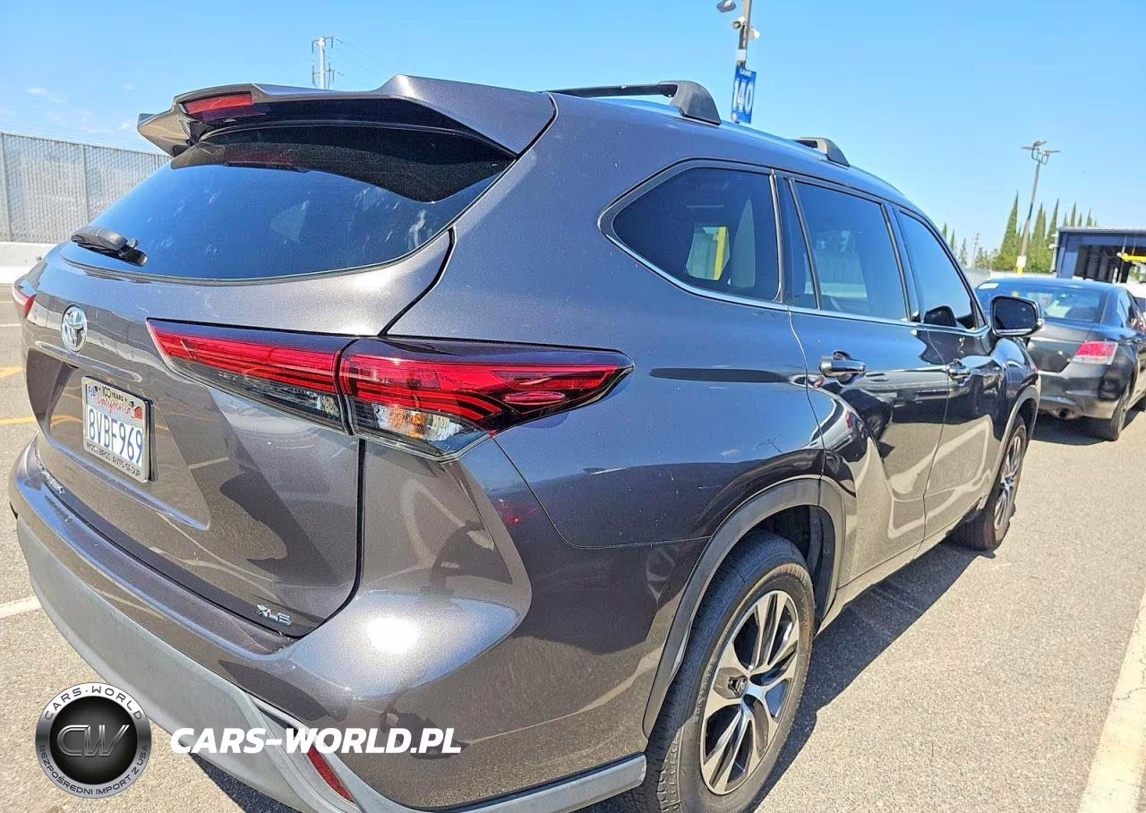 2021 Toyota Highlander Xle VIN:5TDGZRAH5MS520758 - 4