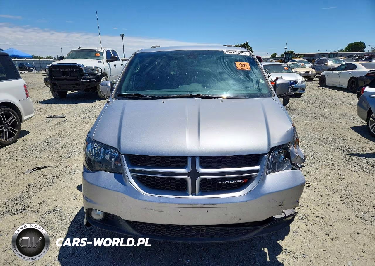 2018 Dodge Grand Caravan Gt VIN:2C4RDGEG8JR319048 - 5