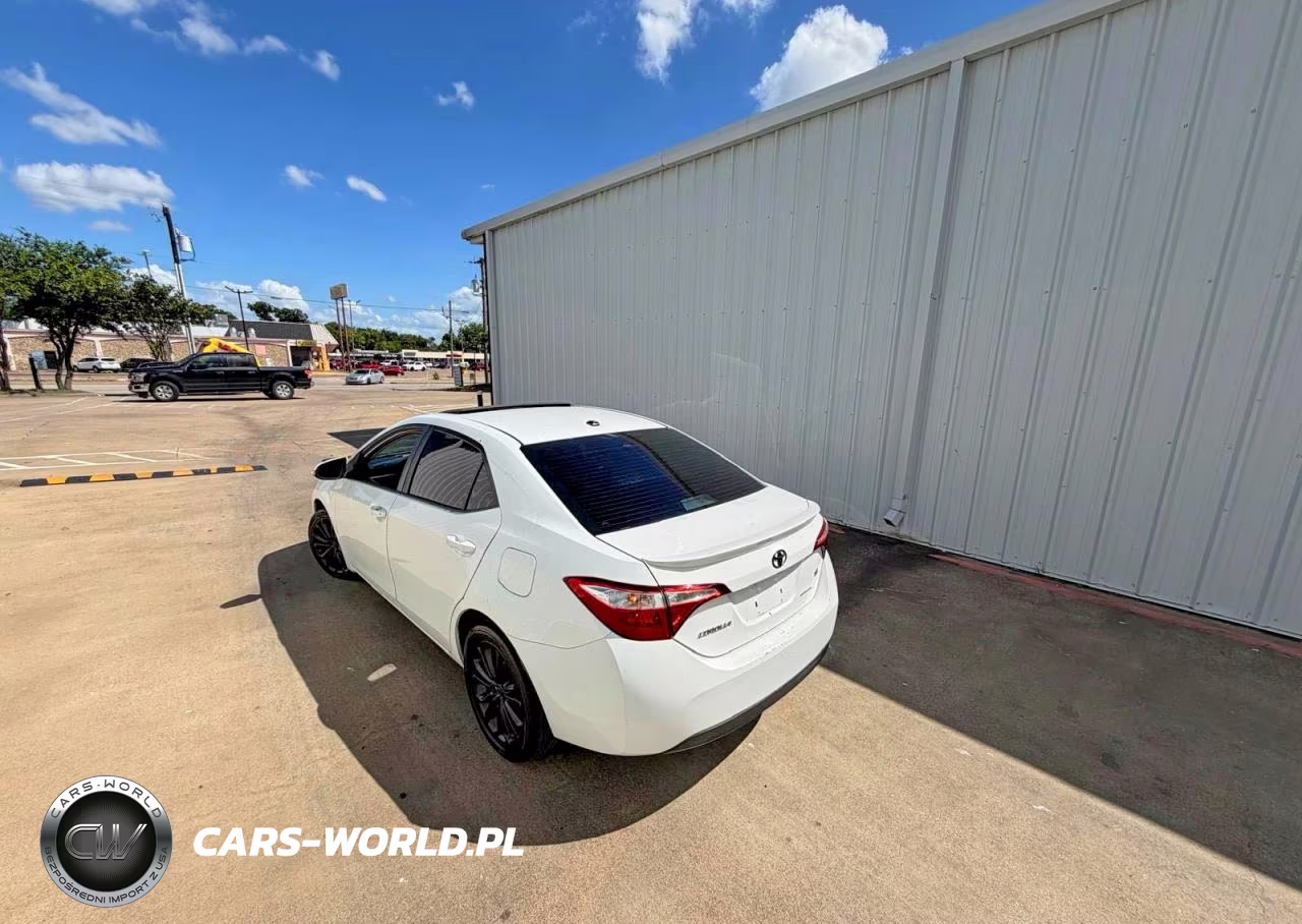 2016 Toyota Corolla S Plus VIN:5YFBURHE8GP500618 - 3