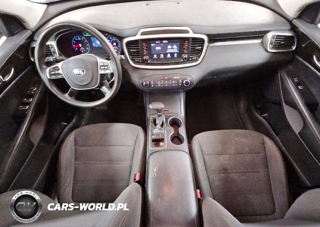 2019 Kia Sorento L VIN:5XYPG4A33KG603760 - 8