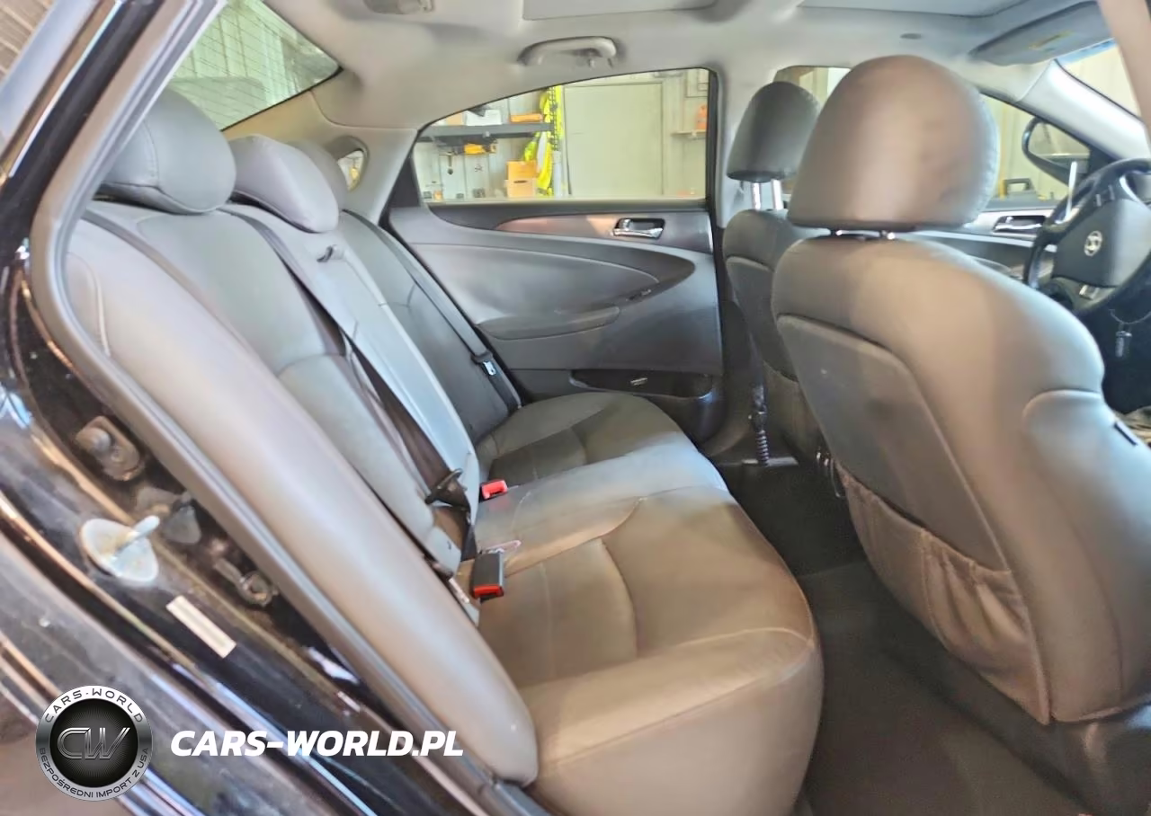 2012 Hyundai Sonata Hybrid VIN:KMHEC4A43CA048298 - 10