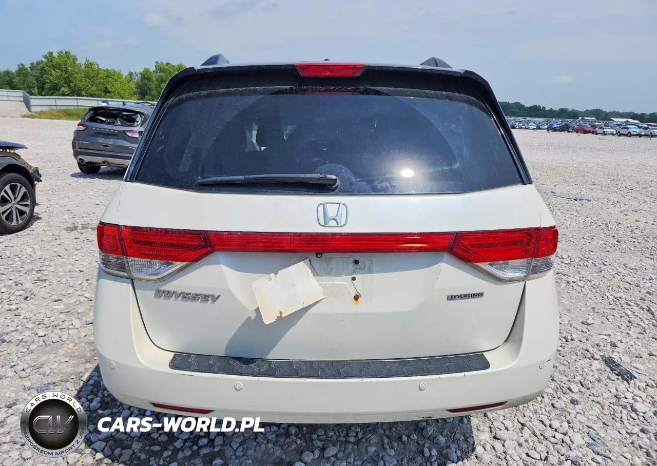 2015 Honda Odyssey Touring VIN:5FNRL5H90FB053807 - 6