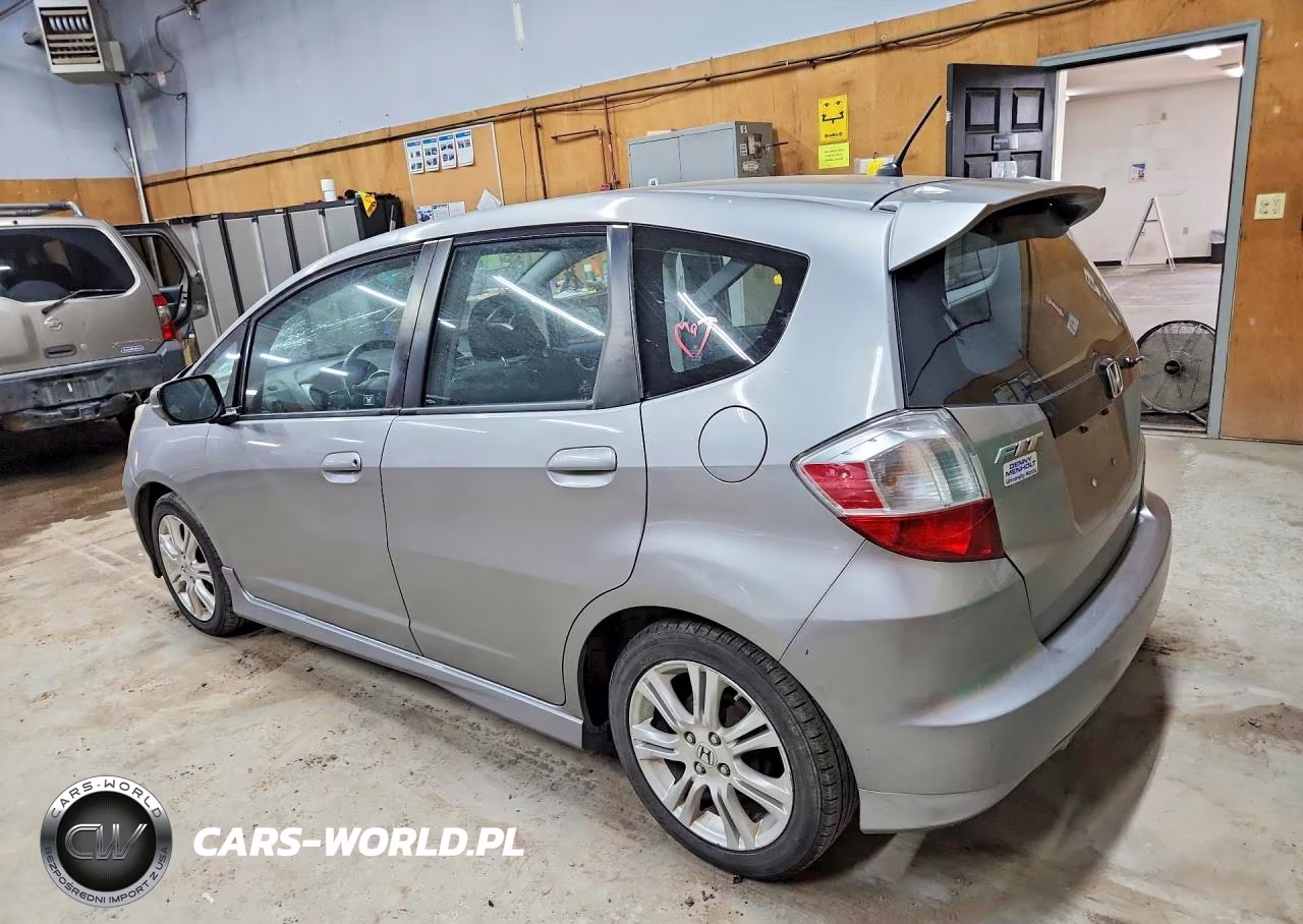 2010 Honda Fit Sport VIN:JHMGE8H46AS004032 - 2