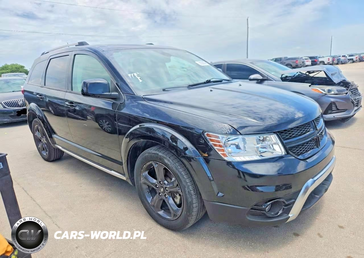 2020 Dodge Journey Crossroad VIN:3C4PDCGB7LT212932 - 4