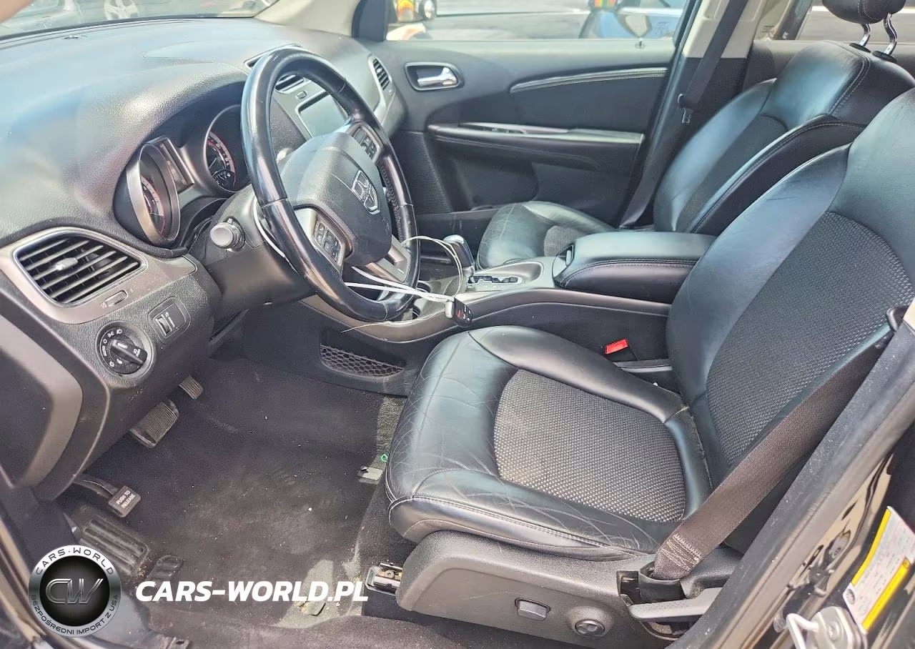 2020 Dodge Journey Crossroad VIN:3C4PDCGB7LT212932 - 7