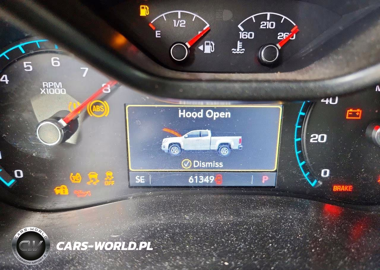 2019 Chevrolet Colorado Z71 VIN:1GCGTDENXK1121374 - 9