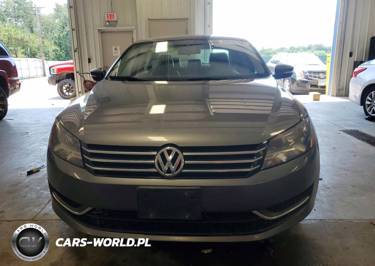 2015 Volkswagen Passat S VIN:1VWAS7A38FC056529 - 5