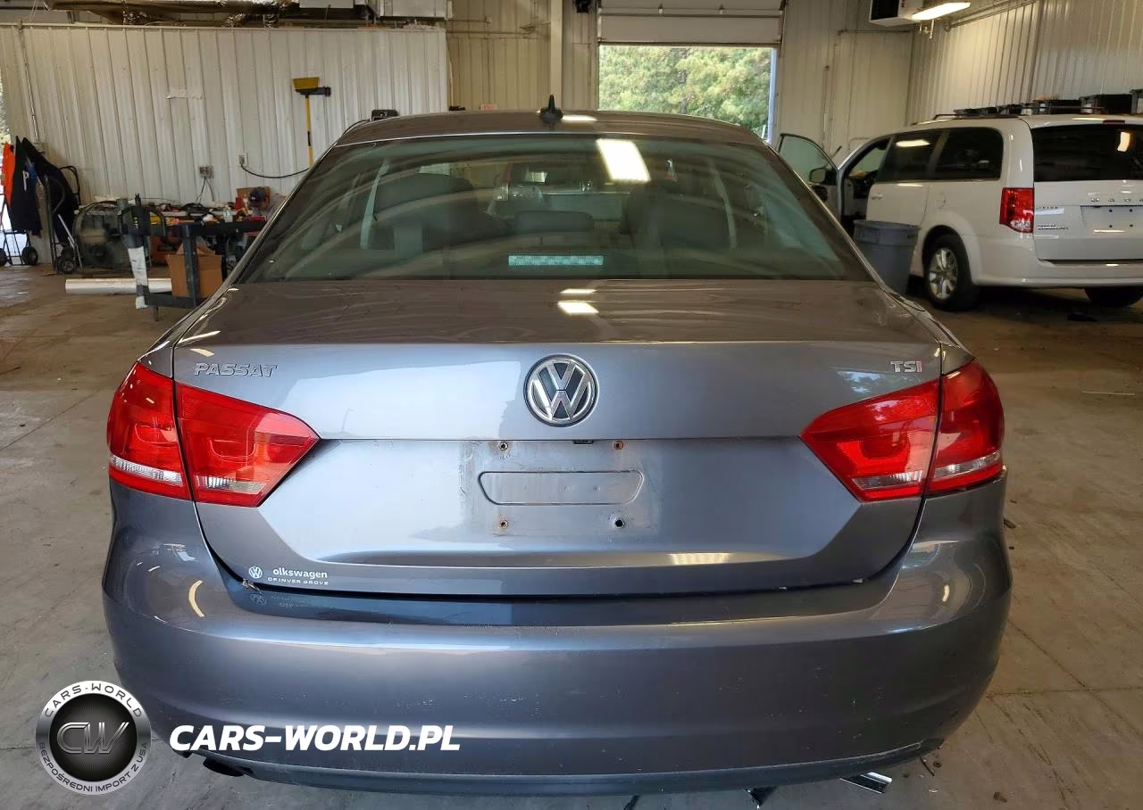 2015 Volkswagen Passat S VIN:1VWAS7A38FC056529 - 6