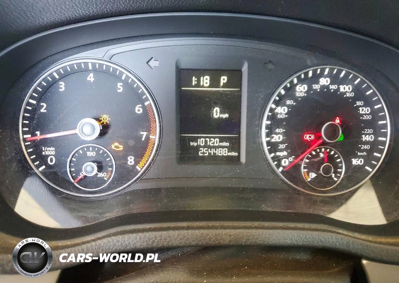 2015 Volkswagen Passat S VIN:1VWAS7A38FC056529 - 9