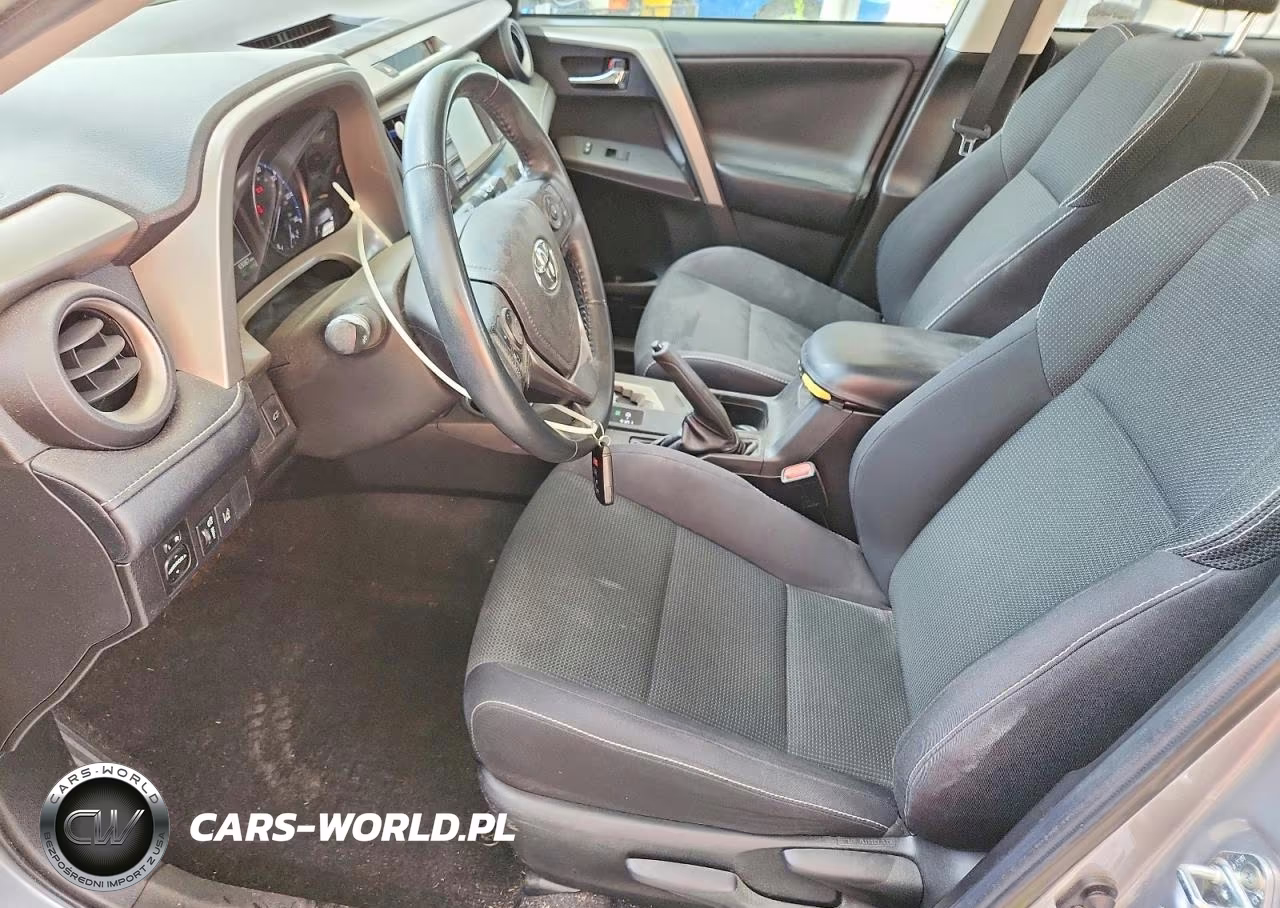 2018 Toyota Rav4 Xle VIN:2T3WFREVXJW422811 - 14