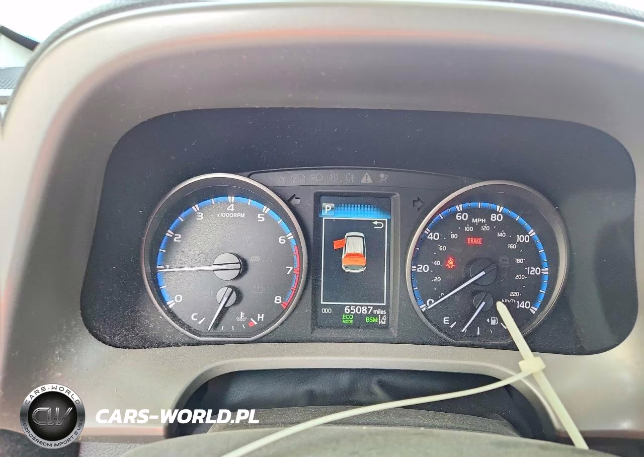 2018 Toyota Rav4 Xle VIN:2T3WFREVXJW422811 - 18