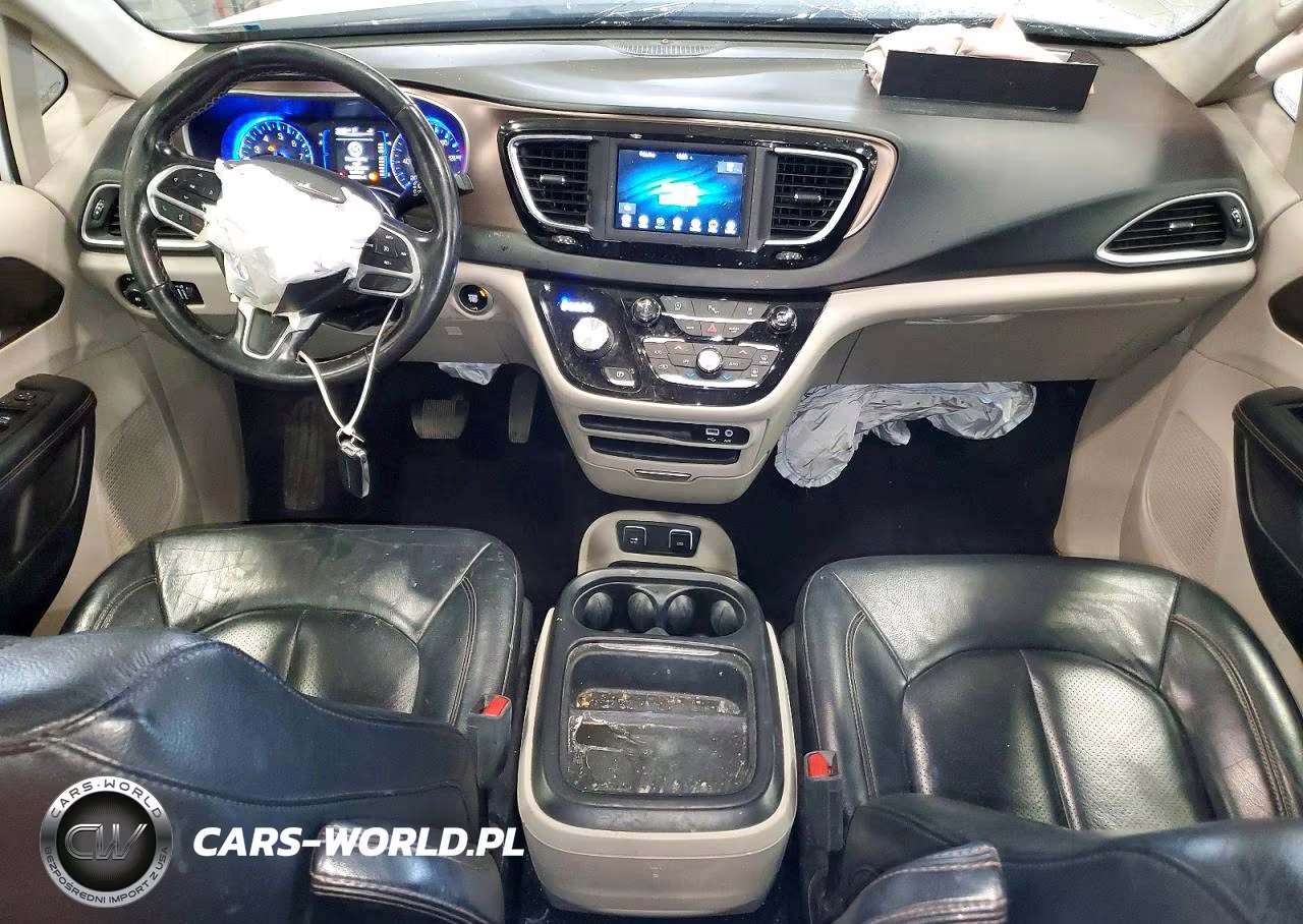 2019 Chrysler Pacifica Touring L VIN:2C4RC1BG5KR507452 - 8