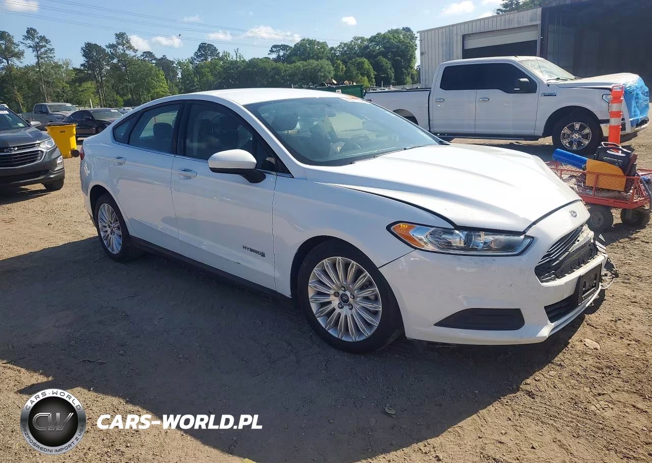 2016 Ford Fusion S Hybrid VIN:3FA6P0UU7GR126584 - 4