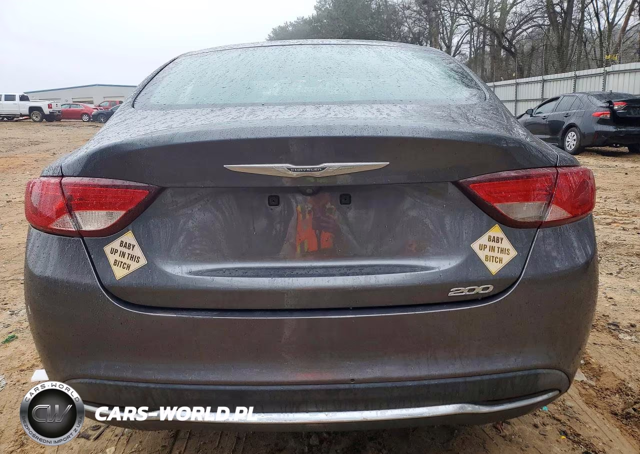 2015 Chrysler 200 Limited VIN:1C3CCCABXFN677417 - 11