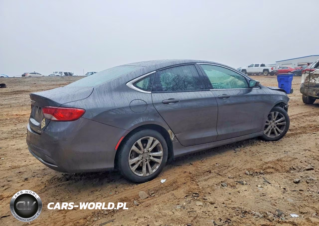 2015 Chrysler 200 Limited VIN:1C3CCCABXFN677417 - 5